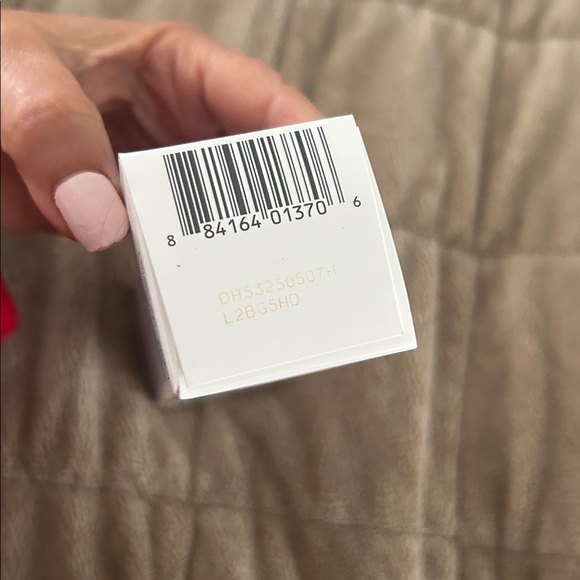 Rodan + Fields Redefine Toner - Picture 3 of 4